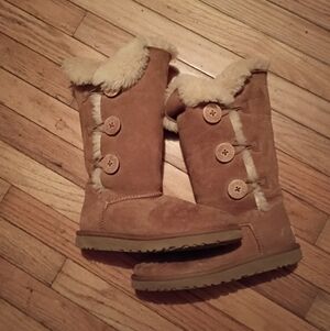 UGG Bailey Button Chestnut Suede Mid-Calf Boots Size USA 7